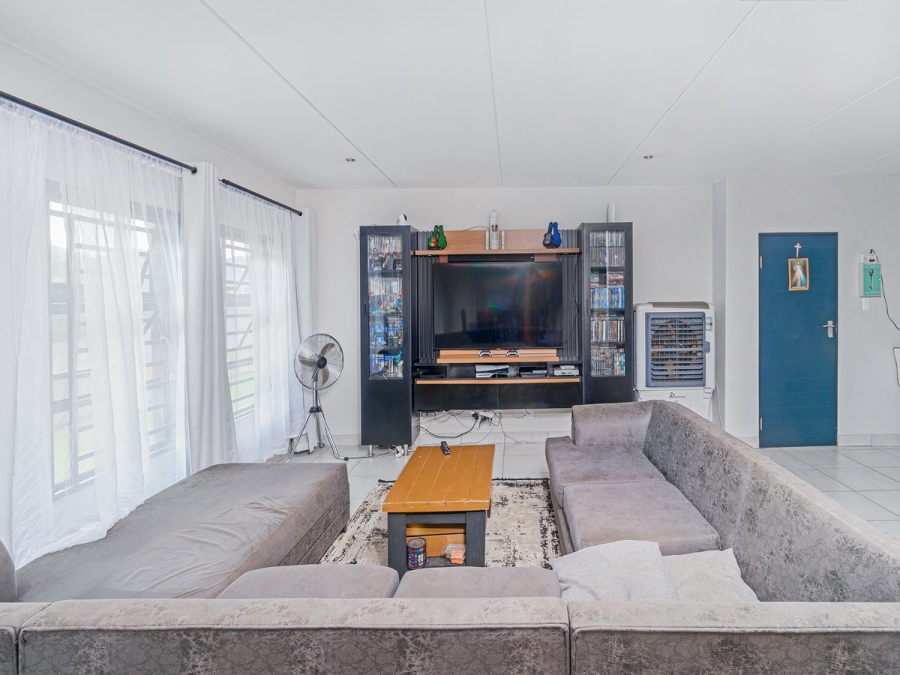 3 Bedroom Property for Sale in Melodie North West